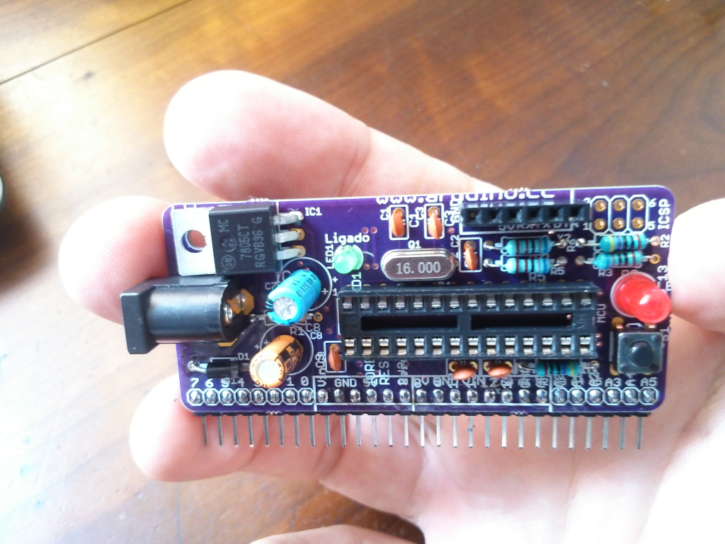 Fritzen Proto – an Arduino-compatible circuit board