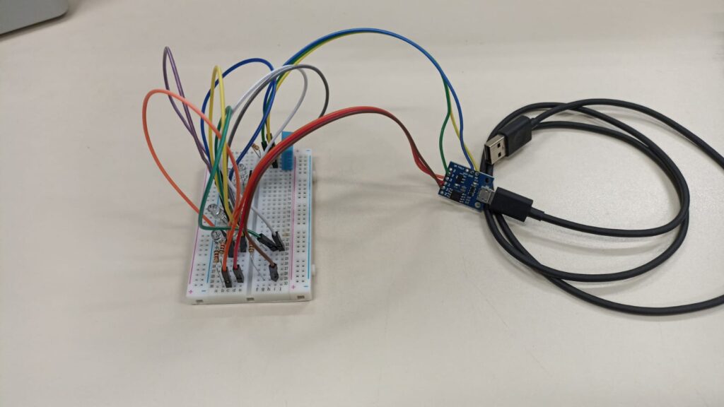 Thermometer prototype showing the Attiny85