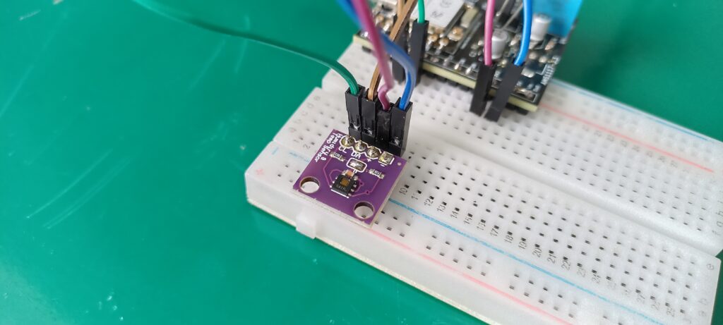 hdc18080 on a breadboard