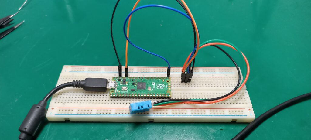 Breadboarding the DHT11 with Pi Pico 2