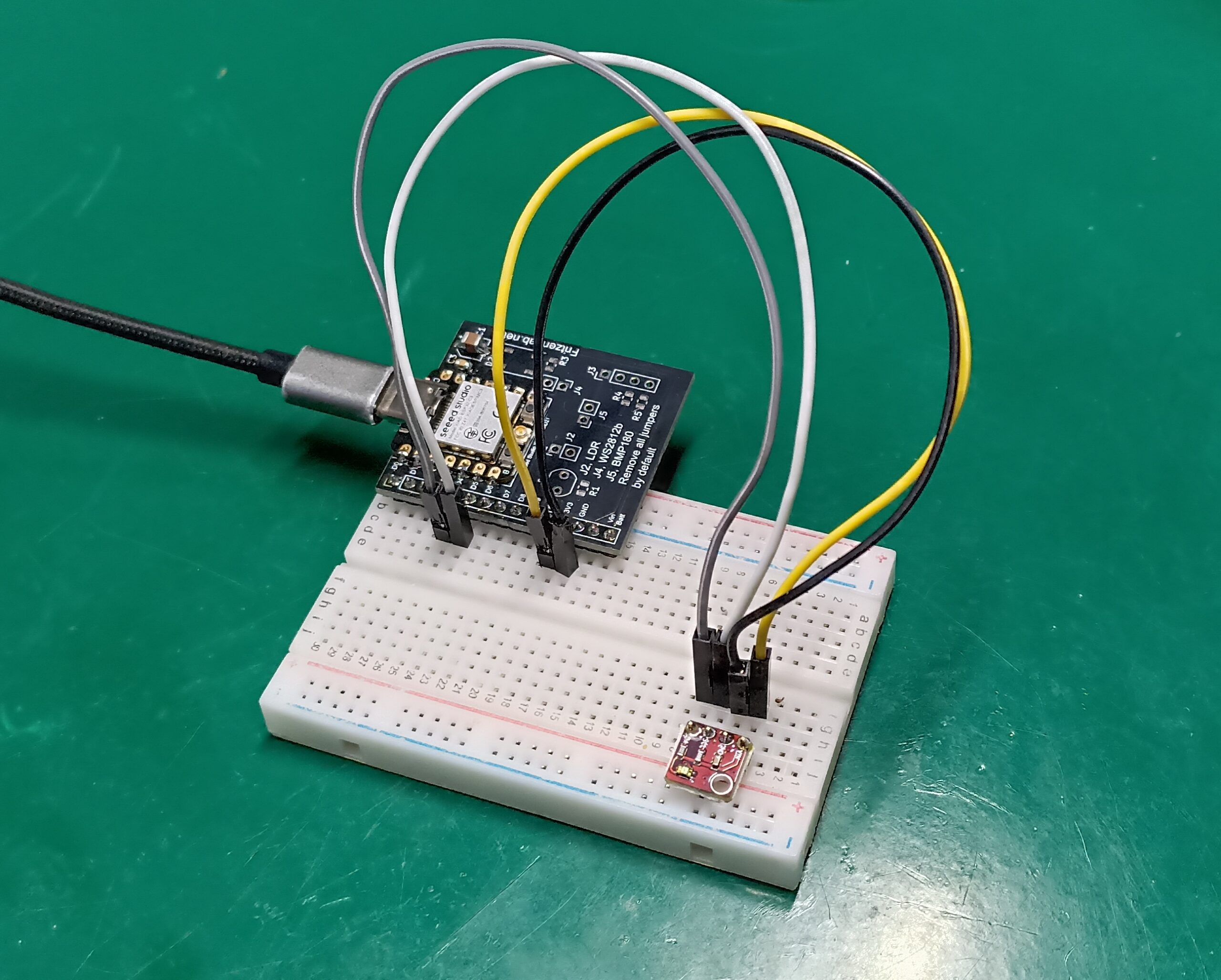 VEML6040 RGB light sensor