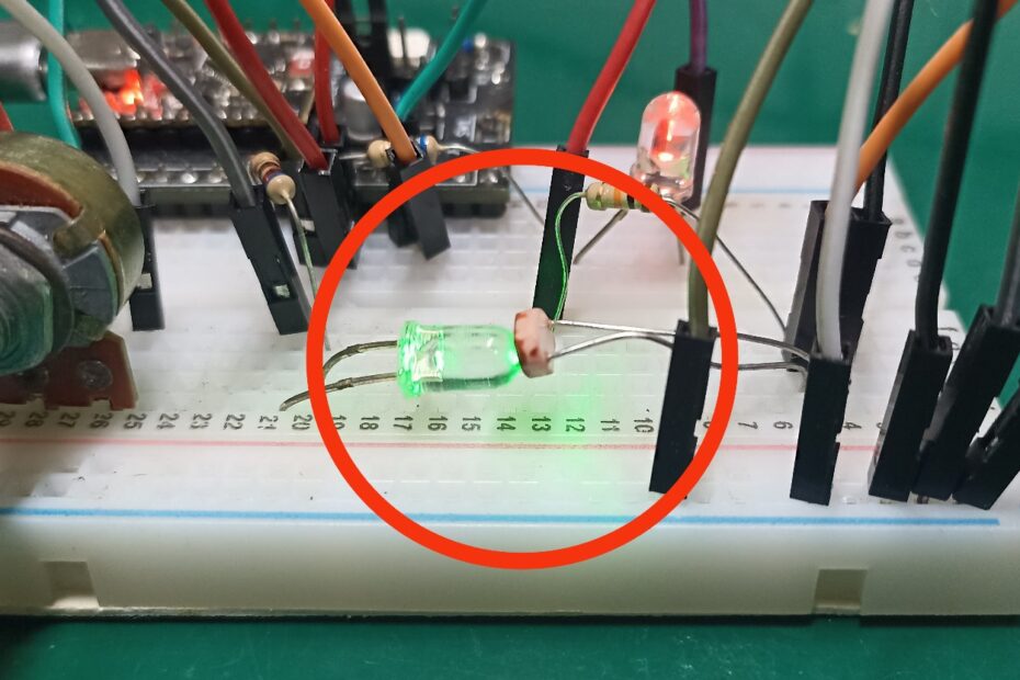 LED light feedback from LDR