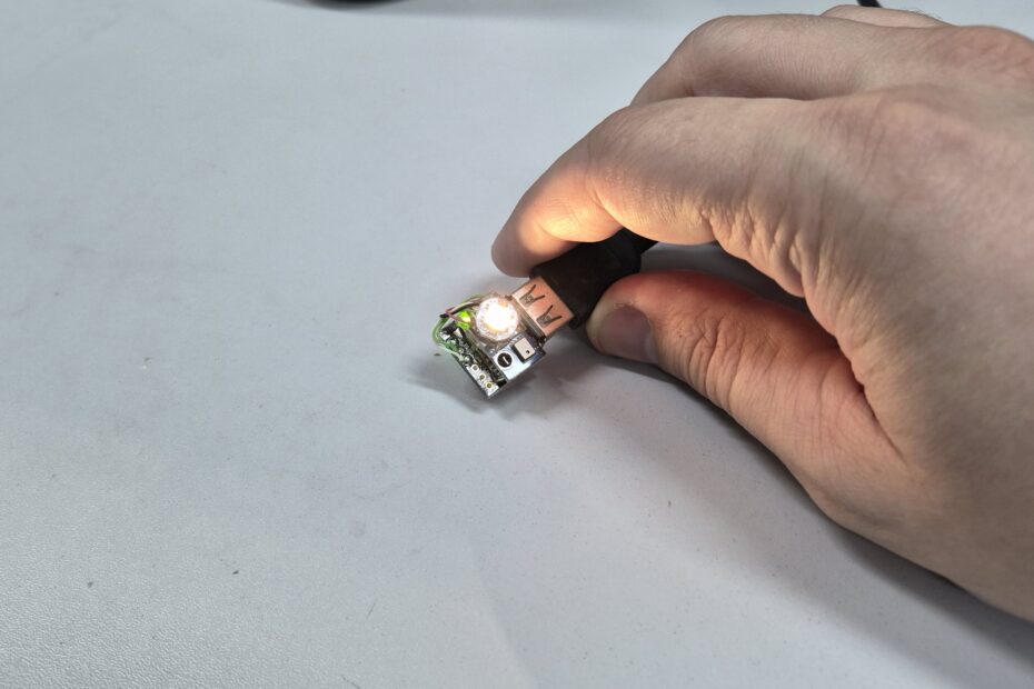 tsaqm - the smallest air quality monitor